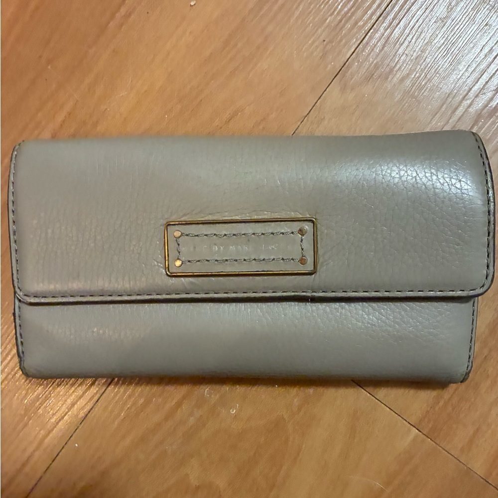 Marc Jacobs leather trifold wallet